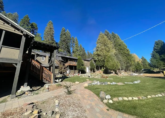 Sierra Woods Lodge