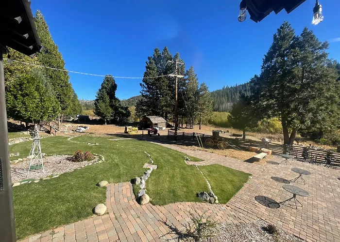 Sierra Woods Lodge