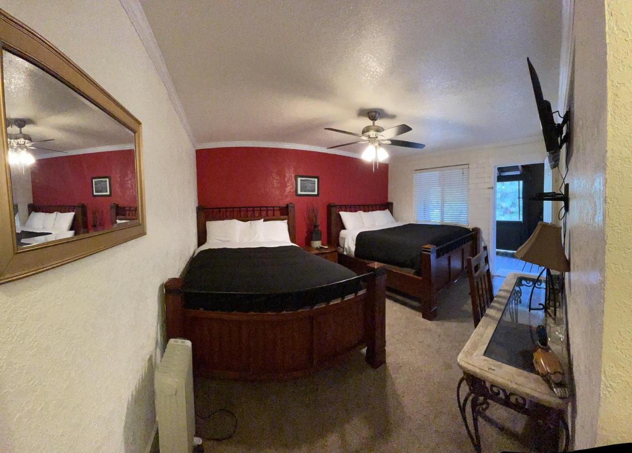Hotel Sierra Woods Emigrant Gap