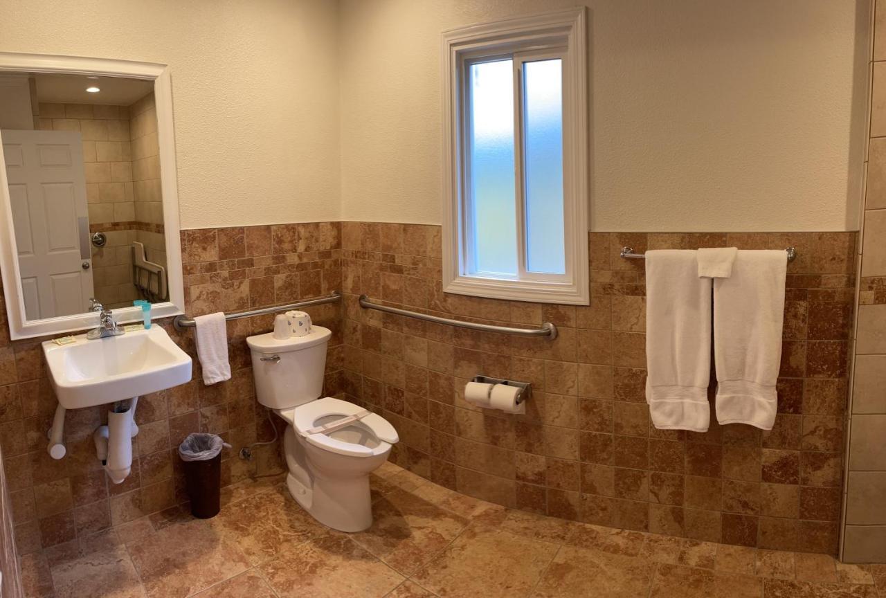 Sierra Woods Hotel 5*